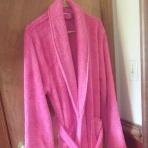 L, XL Bath And Body Works Plush Pink Robe